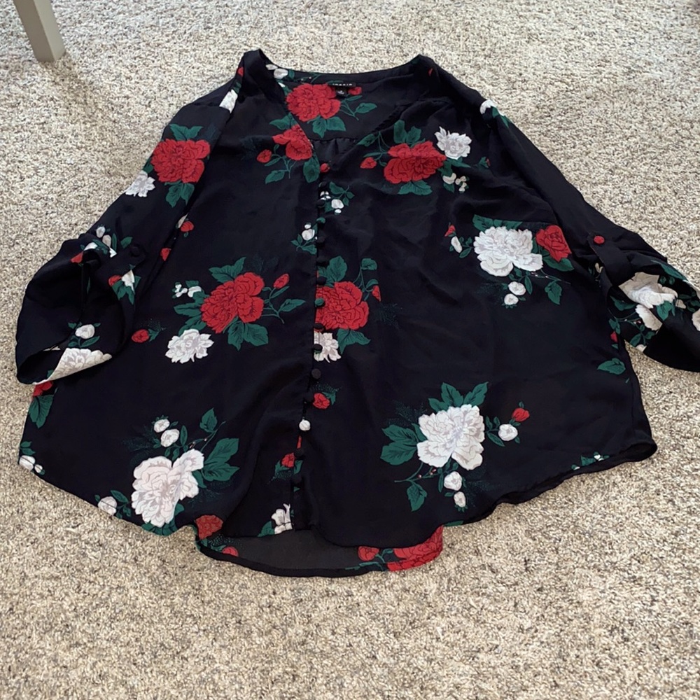 Torrid floral blouse - beautiful!